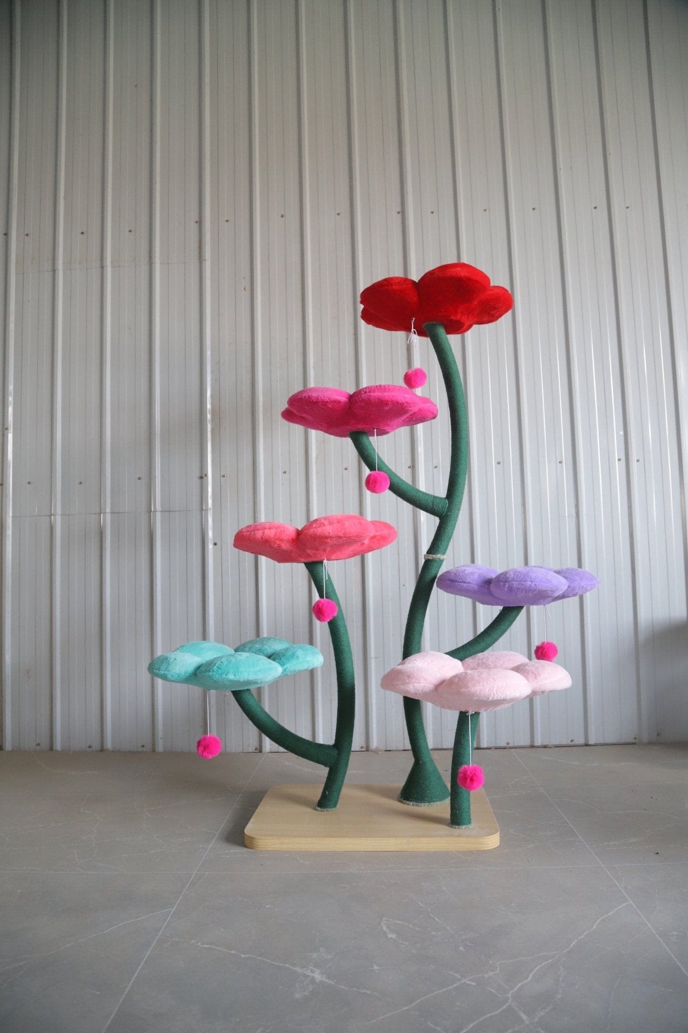 Ma boutique Cat trees Elysian Rainbow Flower Cat Tree