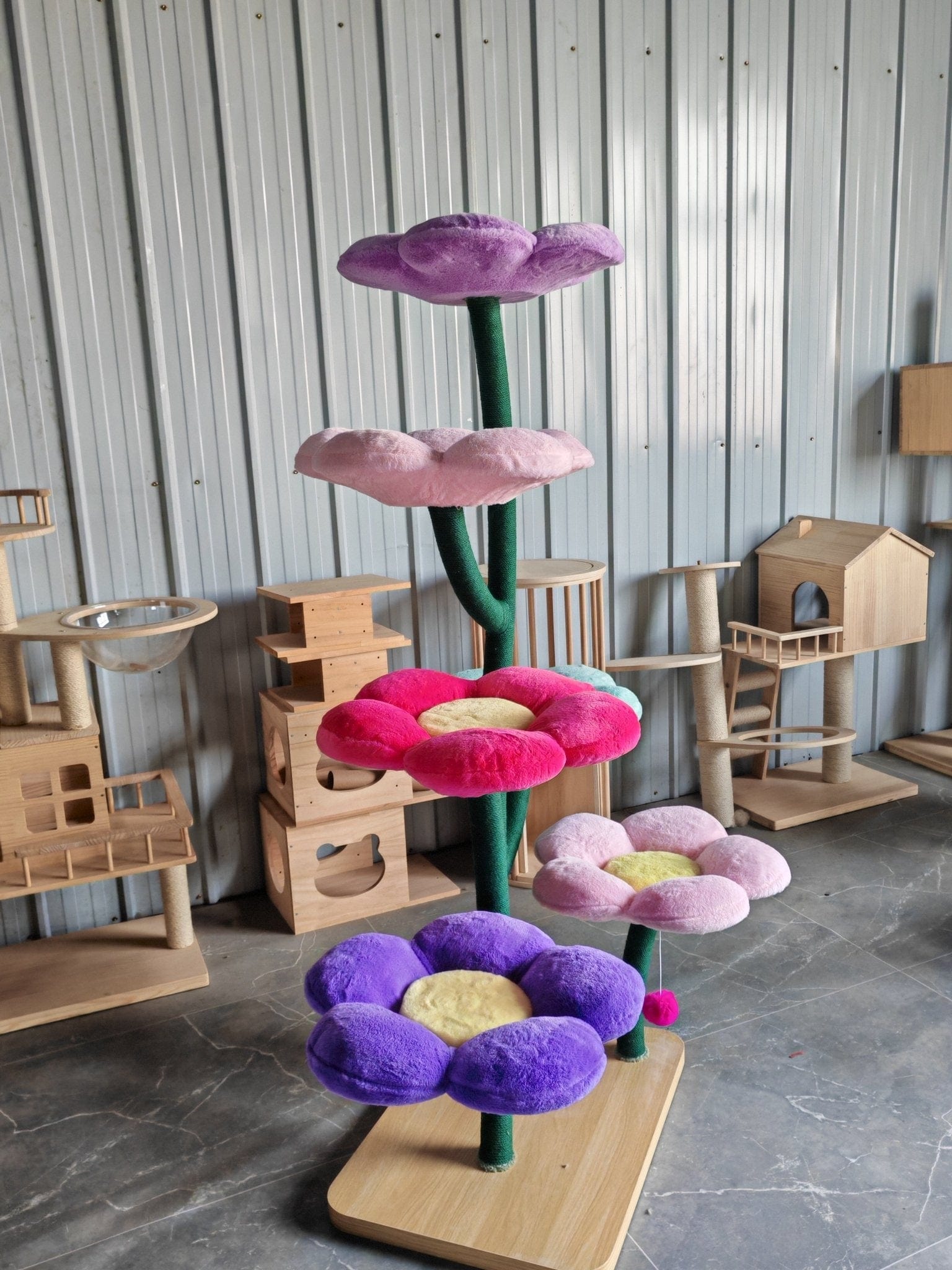 Ma boutique Cat trees Elysian Rainbow Flower Cat Tree