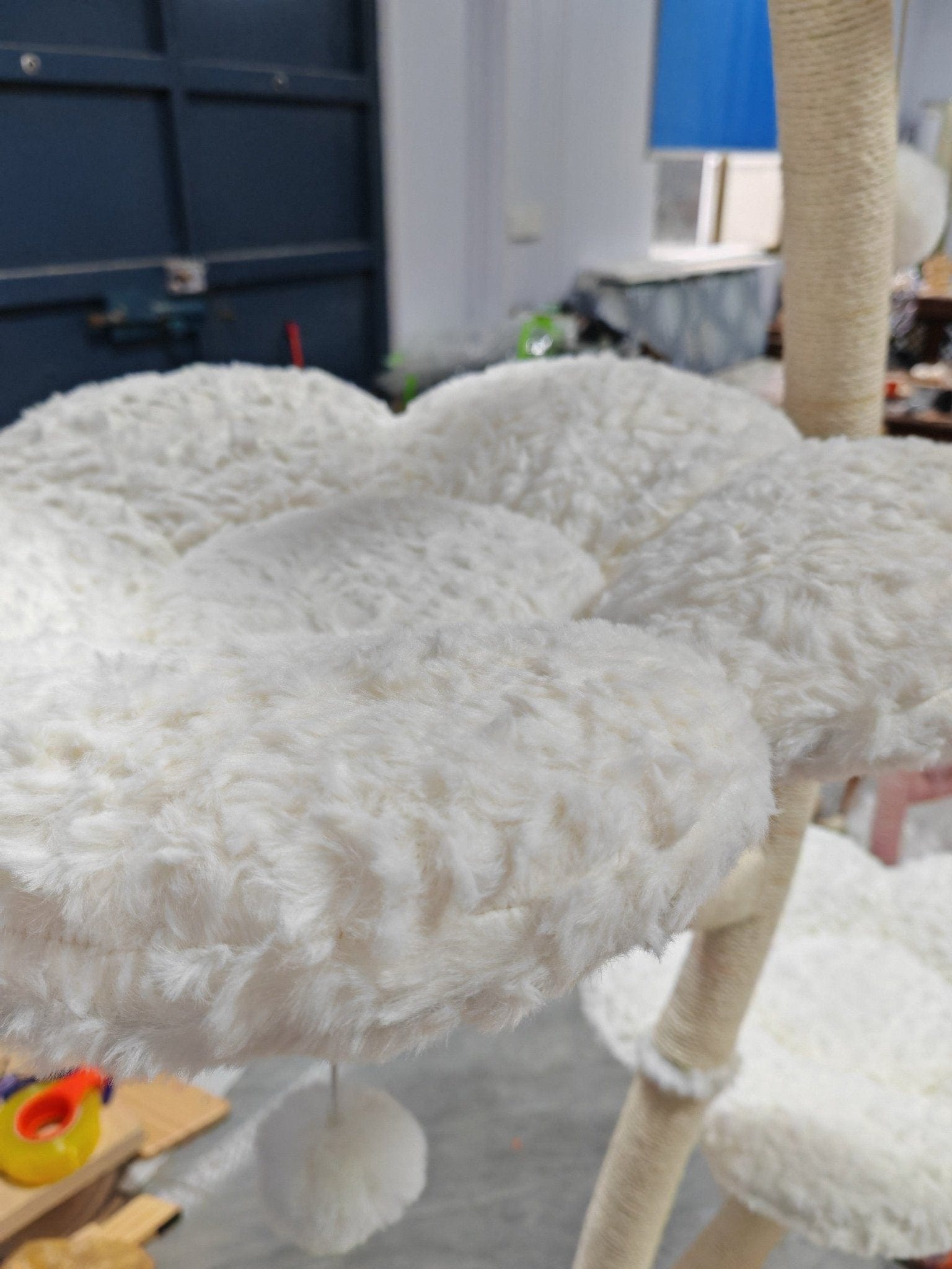 Meowera Cat trees Eve White Flower Cat Tree